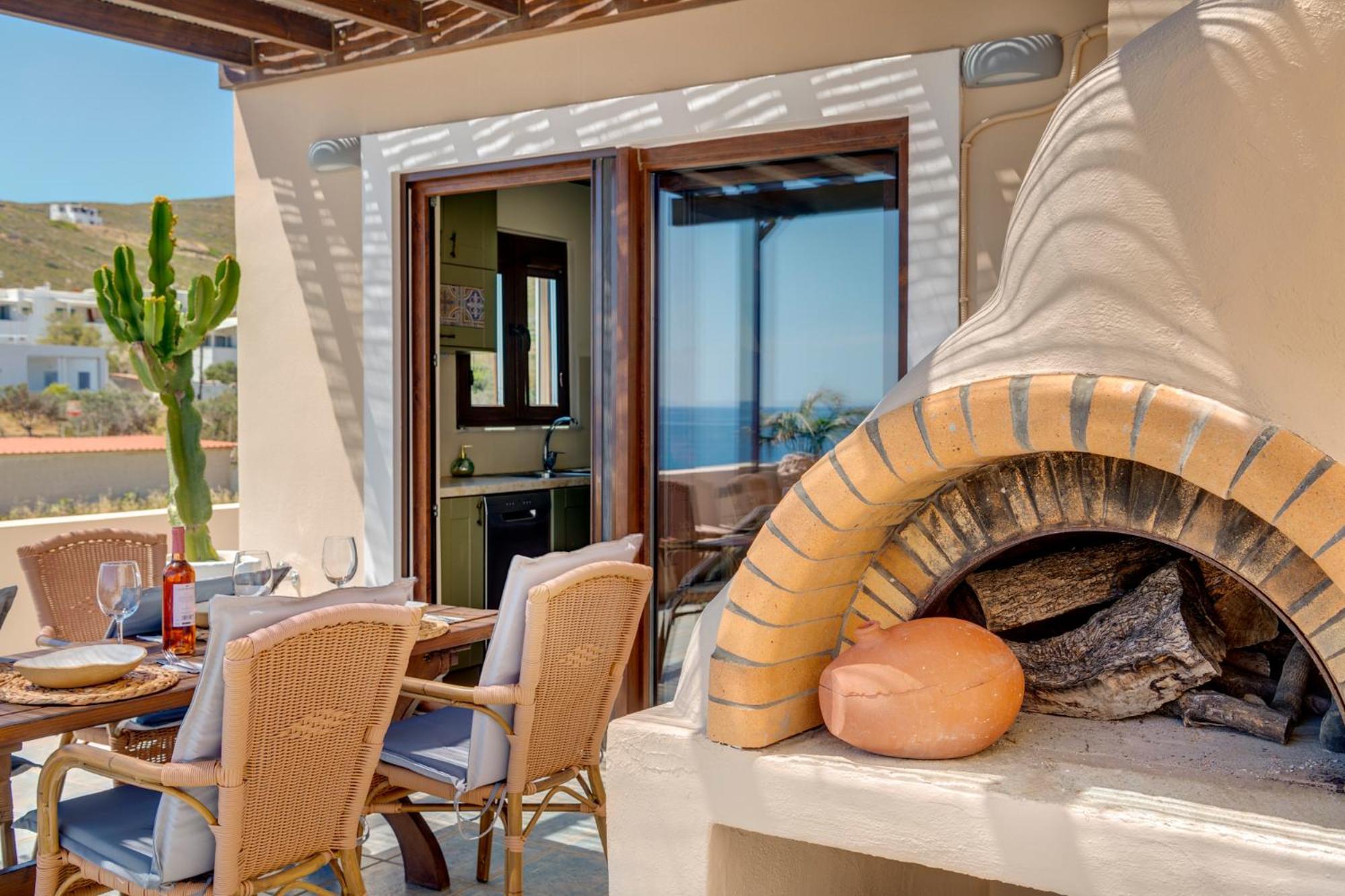 Lalari Beach Suites Vári Kültér fotó