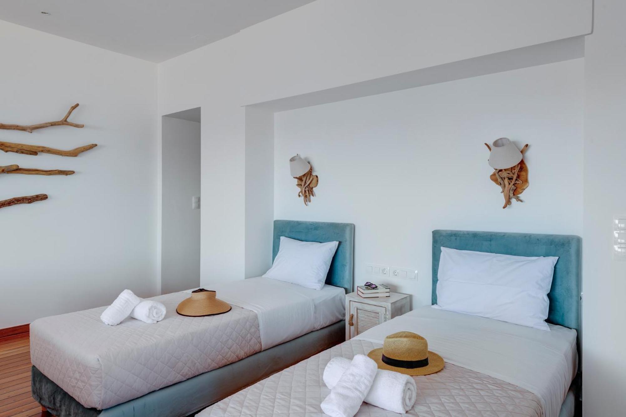Lalari Beach Suites Vári Kültér fotó
