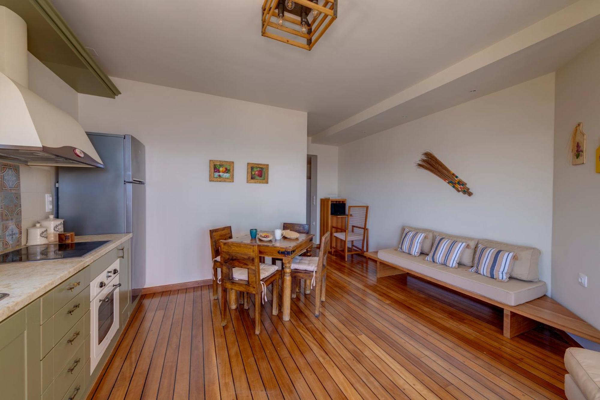 Lalari Beach Suites Vári Kültér fotó